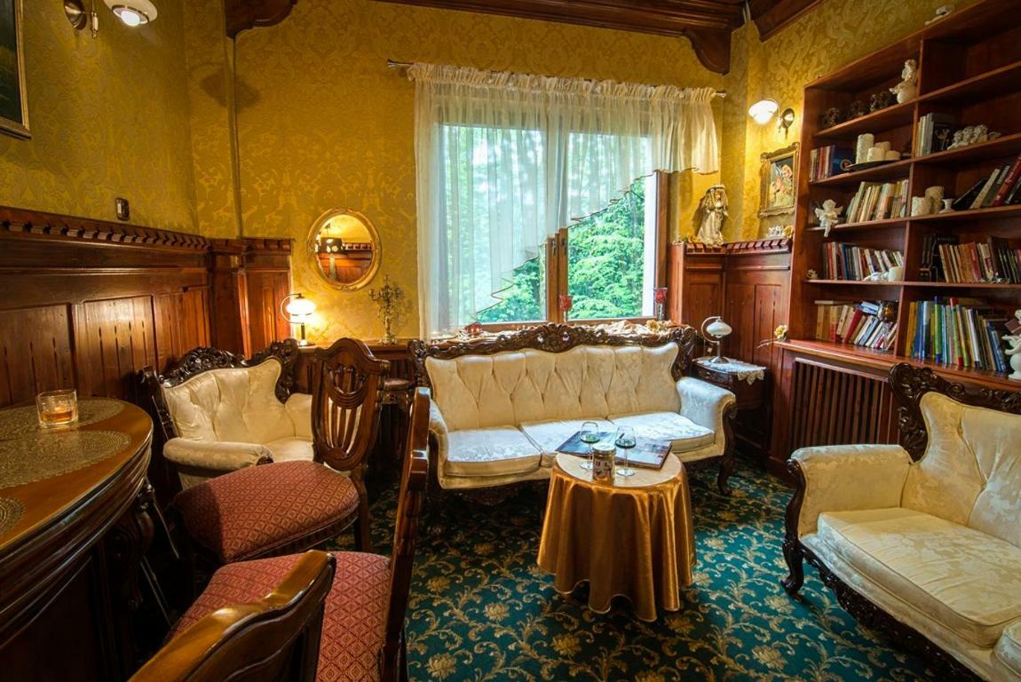 Hotel Europa - Gornicza Strzecha シクラルスカ・ポレンバ エクステリア 写真